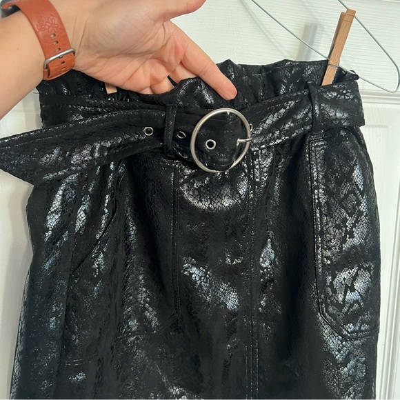 Haute Monde | Skirt Faux Leather Snake Print - Picture 5 of 8